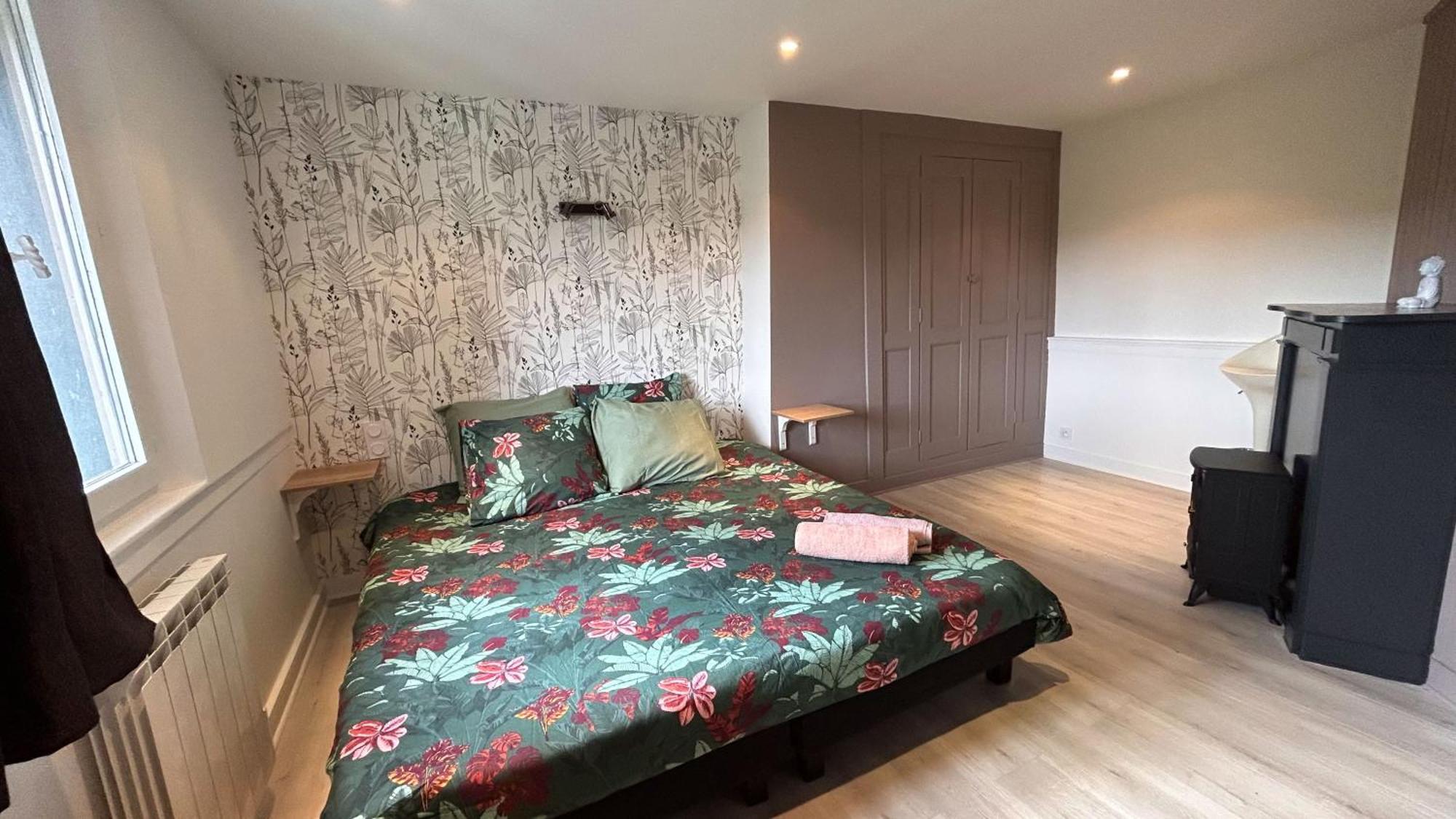 La Longère Des Amoureux Hébergement de vacances La Rivière-Saint-Sauveur